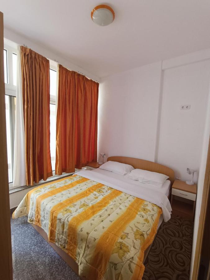 Centar * Starigrad Paklenica