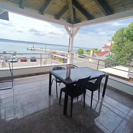 Apartmani Centar Starigrad Exterior photo